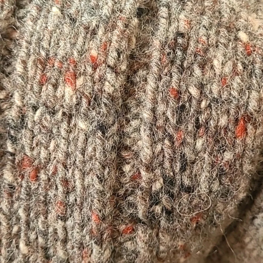 GAP Wool Sweater - Picture 12 of 12